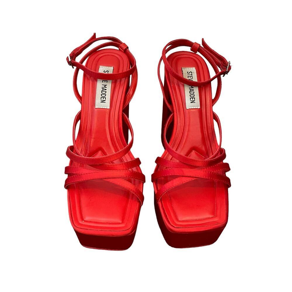 Steve Madden Gutsy Platform Pump Red Satin Block Heel Sandals Y2K Style Size 7 - Picture 2 of 9